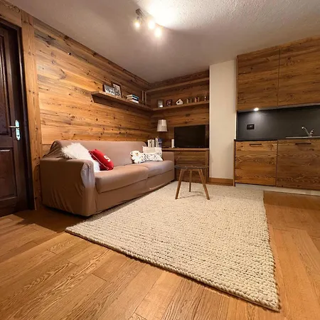 L'atelier Du Temps - Maison Du Glacier דירה